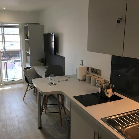 Modern Studios, Newcastle Under Lyme - Sk Luaran gambar
