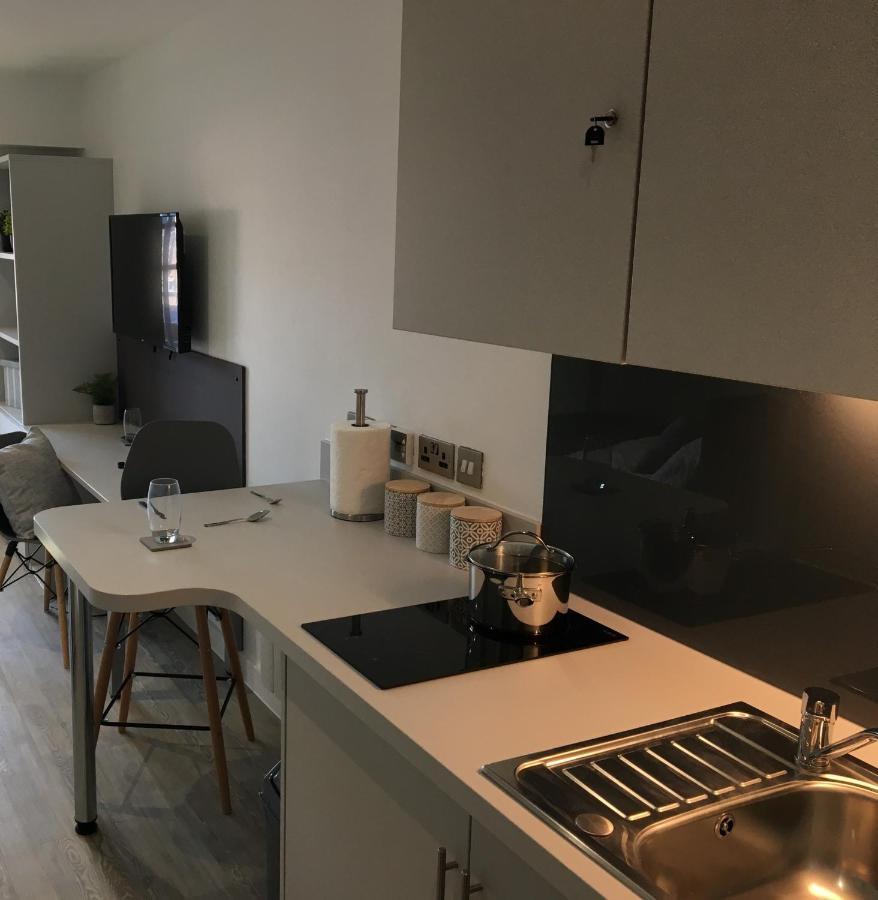 Modern Studios, Newcastle Under Lyme - Sk Luaran gambar